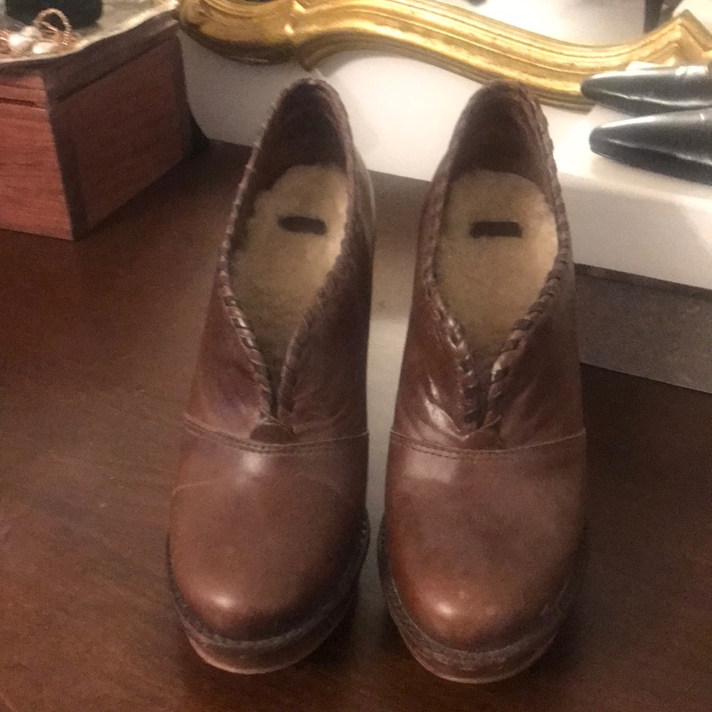 Ugg Shoes size 7.5